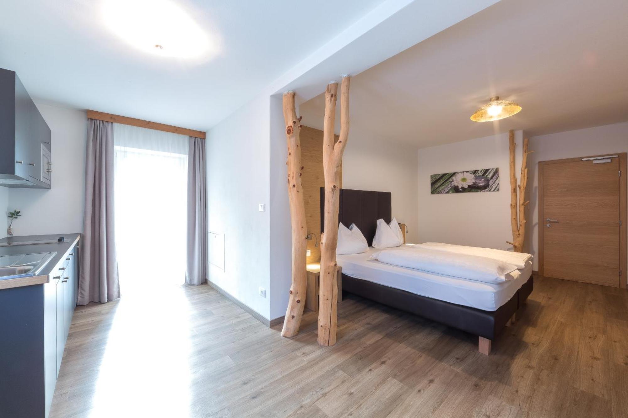 Guesthouse Dolomiten Egna Eksteriør bilde
