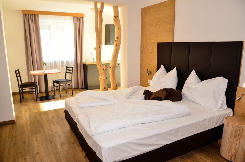 Guesthouse Dolomiten Egna Rom bilde